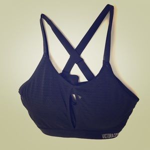 VSX lightweight sports bra